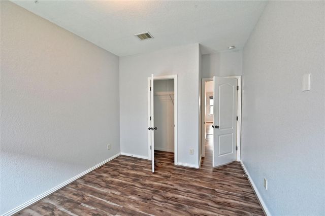 5418 Brookway Willow Drive, Spring, TX 77379