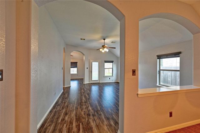 5418 Brookway Willow Drive, Spring, TX 77379