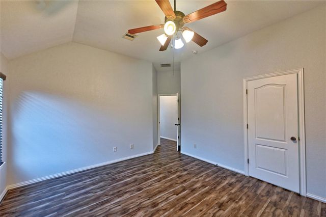 5418 Brookway Willow Drive, Spring, TX 77379