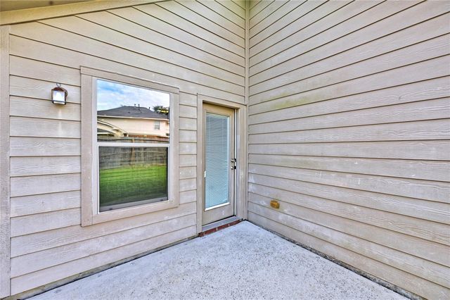 5418 Brookway Willow Drive, Spring, TX 77379