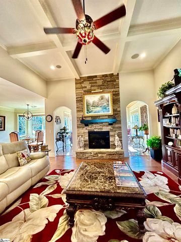 402 Meadowcroft Lane, Simpsonville, SC 29681