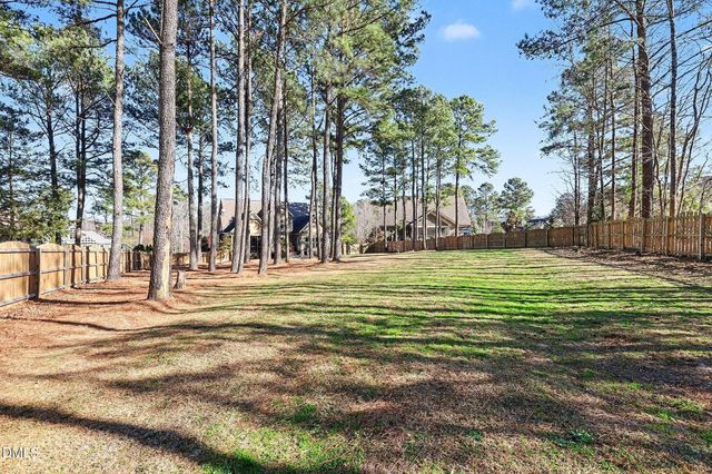 6725 Stepherly Way, Holly Springs, NC 27540