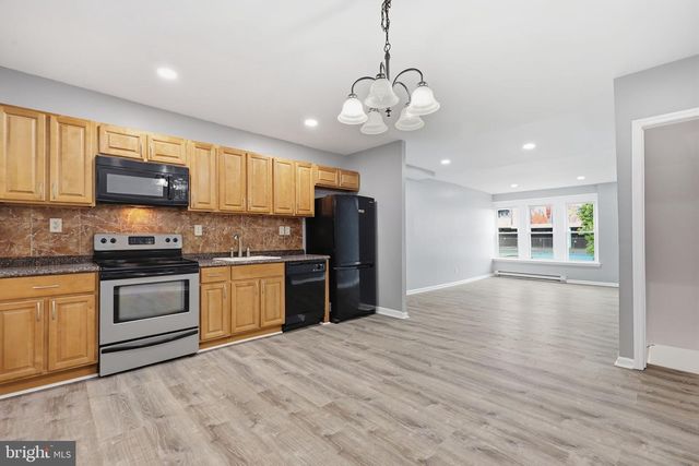 140 W ASHDALE ST, Philadelphia, PA 19120