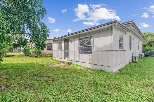 1408 N 23rd Street, Fort Pierce, FL 34950