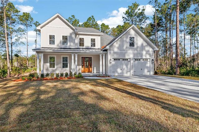 39 Oak Grove Court, Waverly, GA 31565