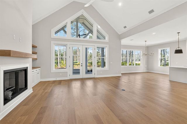 39 Oak Grove Court, Waverly, GA 31565