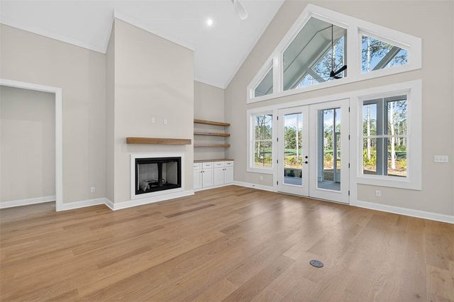 39 Oak Grove Court, Waverly, GA 31565