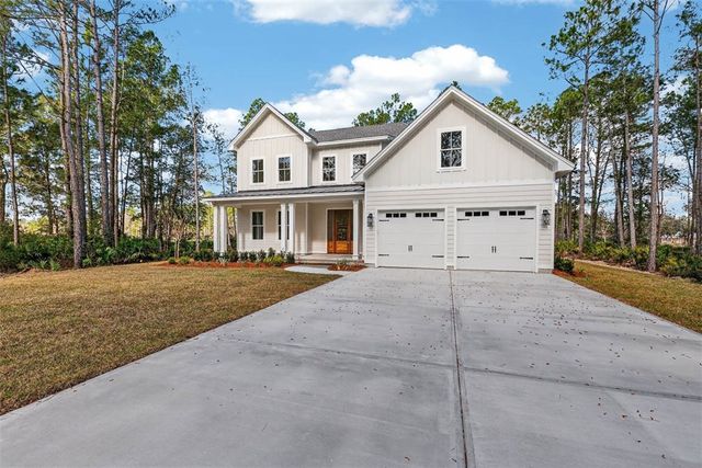 39 Oak Grove Court, Waverly, GA 31565