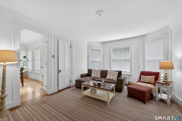 33 Church Street, Guilford, CT 06437