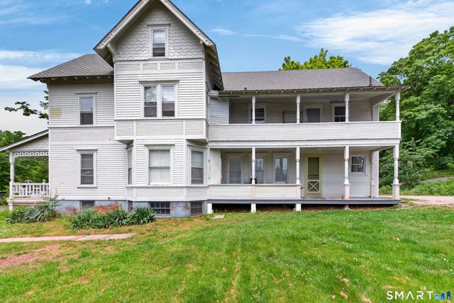 33 Church Street, Guilford, CT 06437
