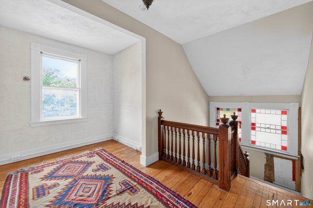 33 Church Street, Guilford, CT 06437