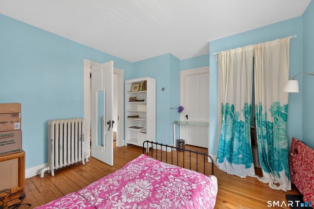 33 Church Street, Guilford, CT 06437