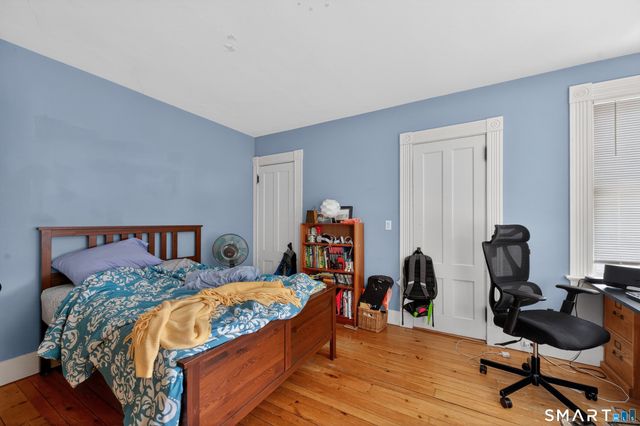 33 Church Street, Guilford, CT 06437