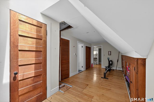 33 Church Street, Guilford, CT 06437