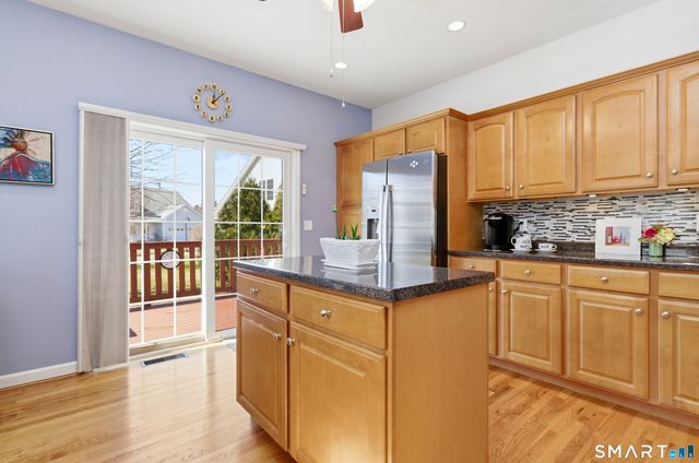 1 Fairfield Court 1, Glastonbury, CT 06033