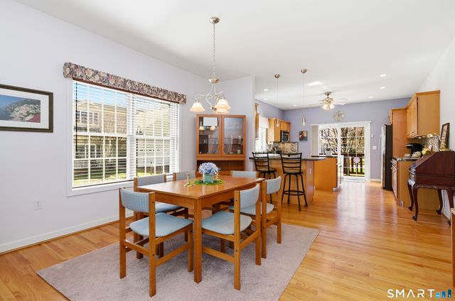 1 Fairfield Court 1, Glastonbury, CT 06033