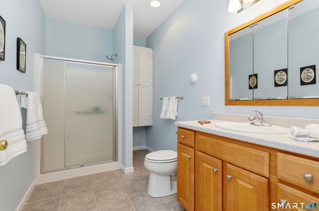 1 Fairfield Court 1, Glastonbury, CT 06033