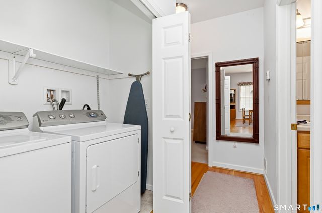 1 Fairfield Court 1, Glastonbury, CT 06033