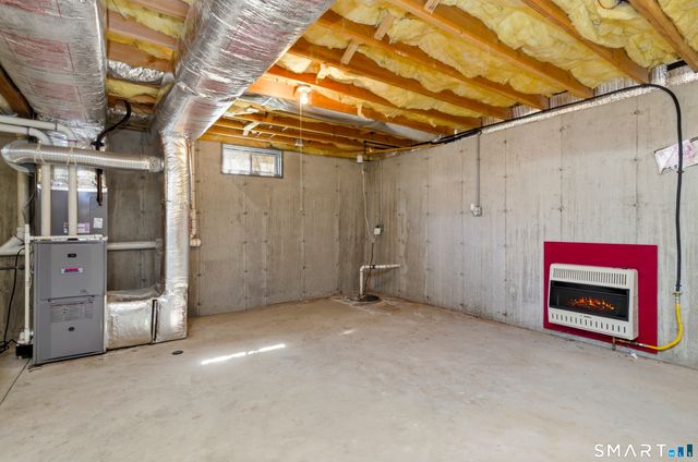 1 Fairfield Court 1, Glastonbury, CT 06033