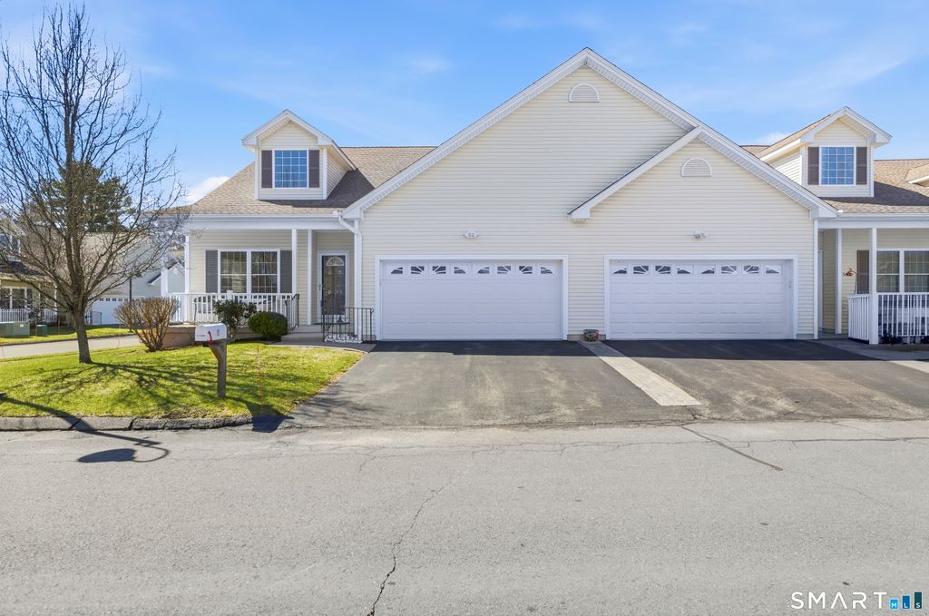 1 Fairfield Court 1, Glastonbury, CT 06033