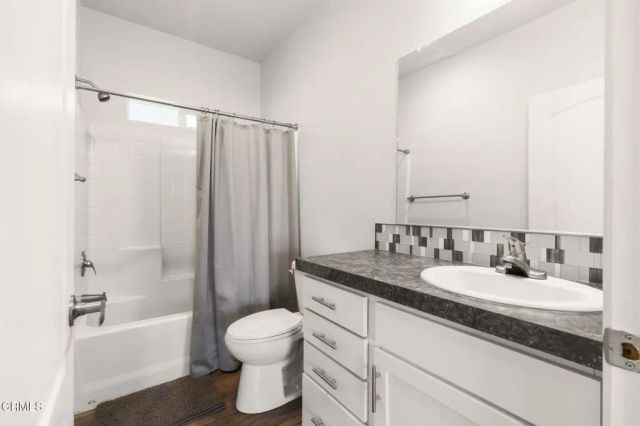 5540 W 5th 90, Oxnard, CA 93035
