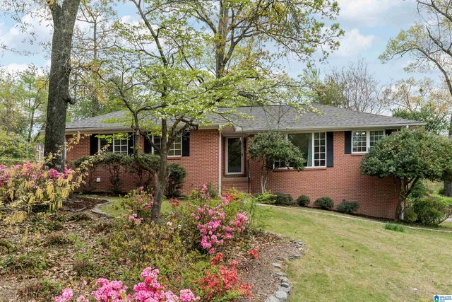 1876 GLENDMERE DRIVE, Vestavia Hills, AL 35216