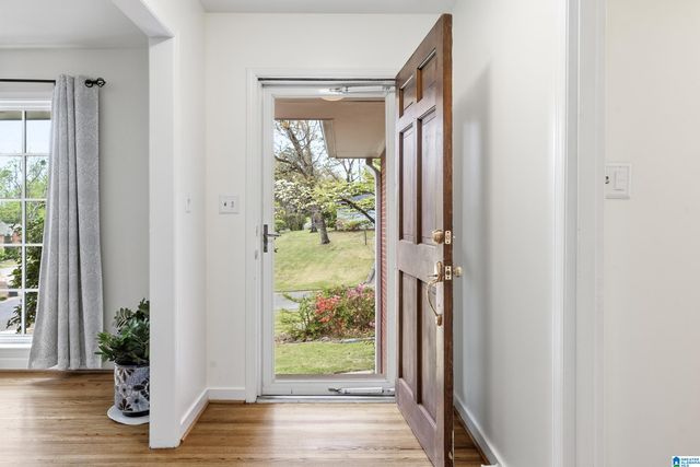 1876 GLENDMERE DRIVE, Vestavia Hills, AL 35216