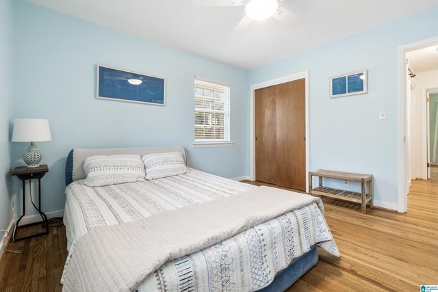 1876 GLENDMERE DRIVE, Vestavia Hills, AL 35216