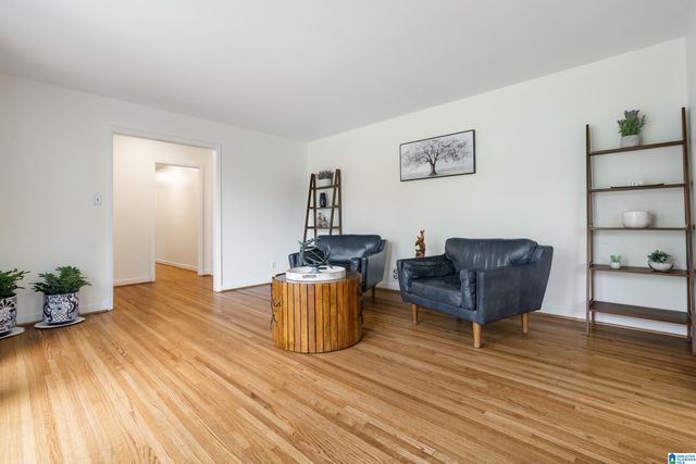 1876 GLENDMERE DRIVE, Vestavia Hills, AL 35216