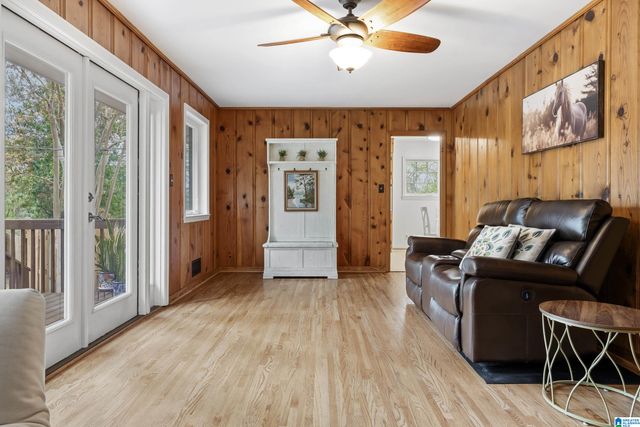 1876 GLENDMERE DRIVE, Vestavia Hills, AL 35216