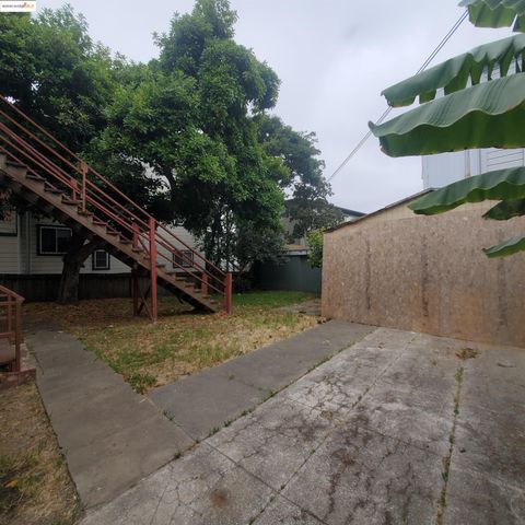 1737 13Th Ave, Oakland, CA 94606