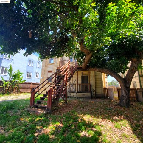 1737 13Th Ave, Oakland, CA 94606