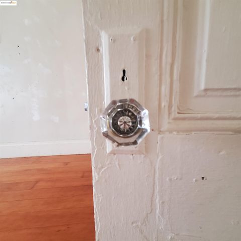 1737 13Th Ave, Oakland, CA 94606