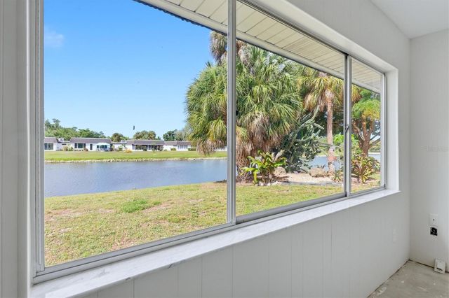 3960 LAKESIDE ROAD 156, Sarasota, FL 34232