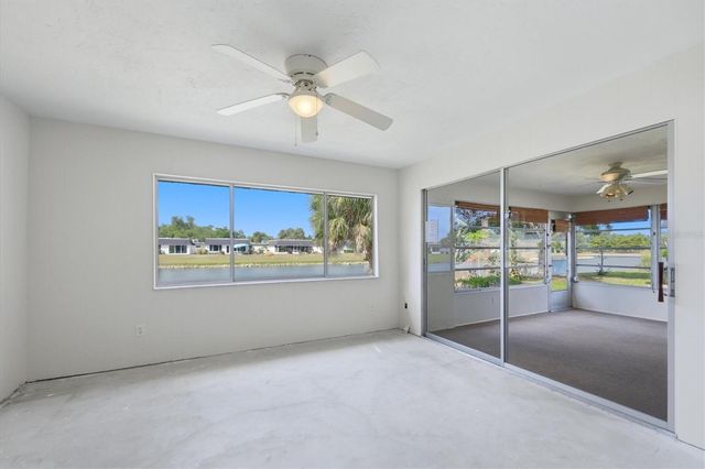 3960 LAKESIDE ROAD 156, Sarasota, FL 34232
