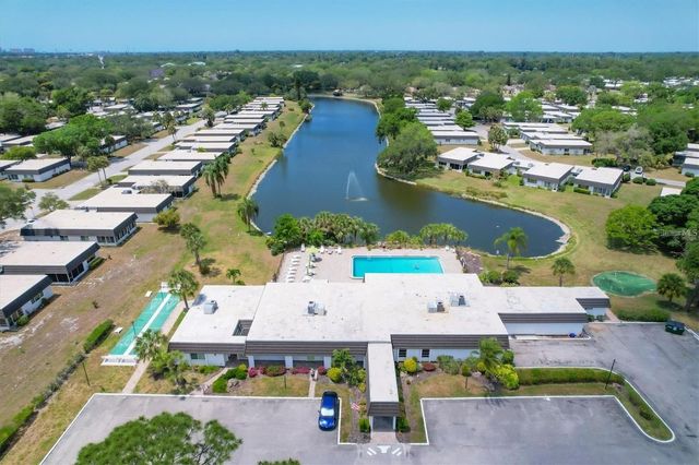 3960 LAKESIDE ROAD 156, Sarasota, FL 34232