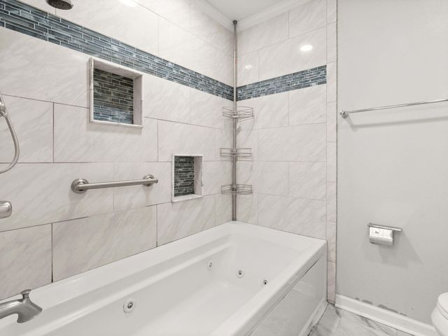 579 Lake Vernon Rd, Leesville, LA 71446