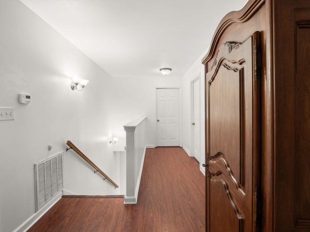 579 Lake Vernon Rd, Leesville, LA 71446