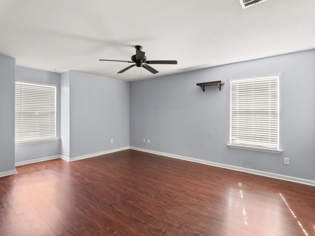 579 Lake Vernon Rd, Leesville, LA 71446