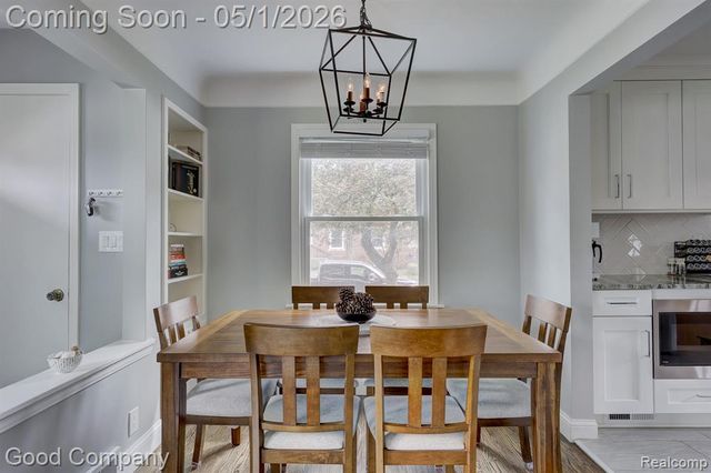 2103 N Main Street, Royal Oak, MI 48073
