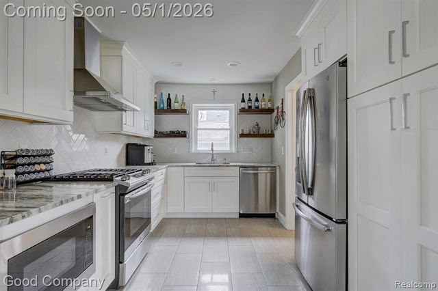 2103 N Main Street, Royal Oak, MI 48073