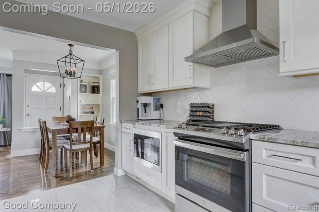 2103 N Main Street, Royal Oak, MI 48073