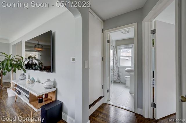 2103 N Main Street, Royal Oak, MI 48073