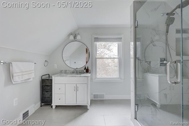 2103 N Main Street, Royal Oak, MI 48073