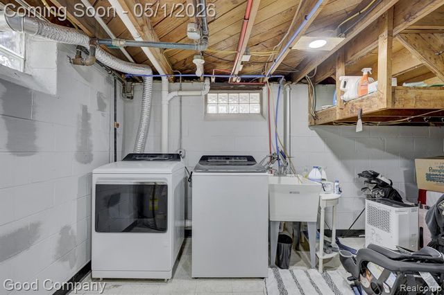 2103 N Main Street, Royal Oak, MI 48073