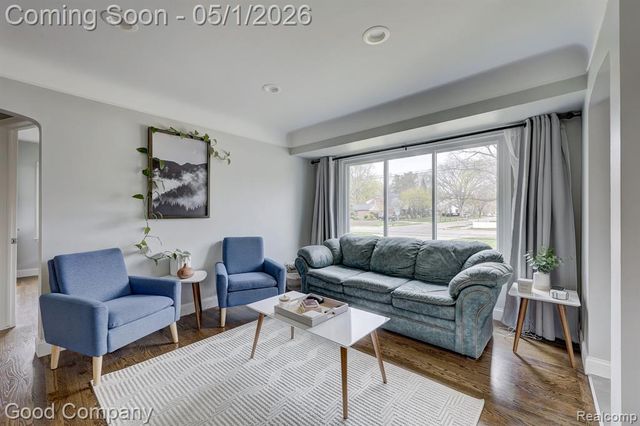 2103 N Main Street, Royal Oak, MI 48073