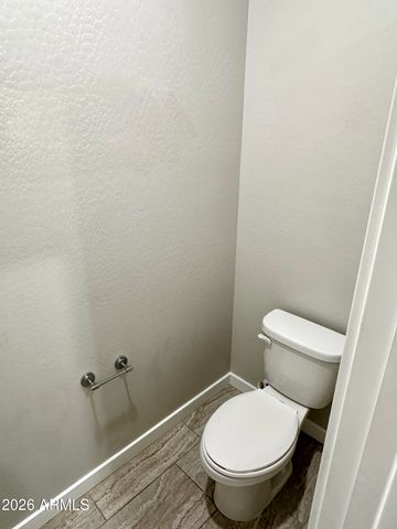 155 N LAKEVIEW Boulevard 243, Chandler, AZ 85225