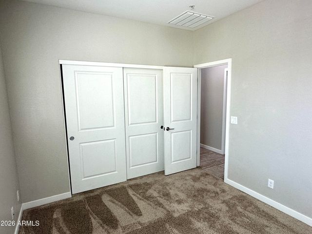 155 N LAKEVIEW Boulevard 243, Chandler, AZ 85225