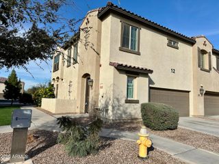 155 N LAKEVIEW Boulevard 243, Chandler, AZ 85225