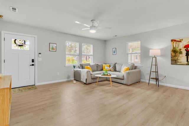 2090 Green Park Avenue, Charleston, SC 29414